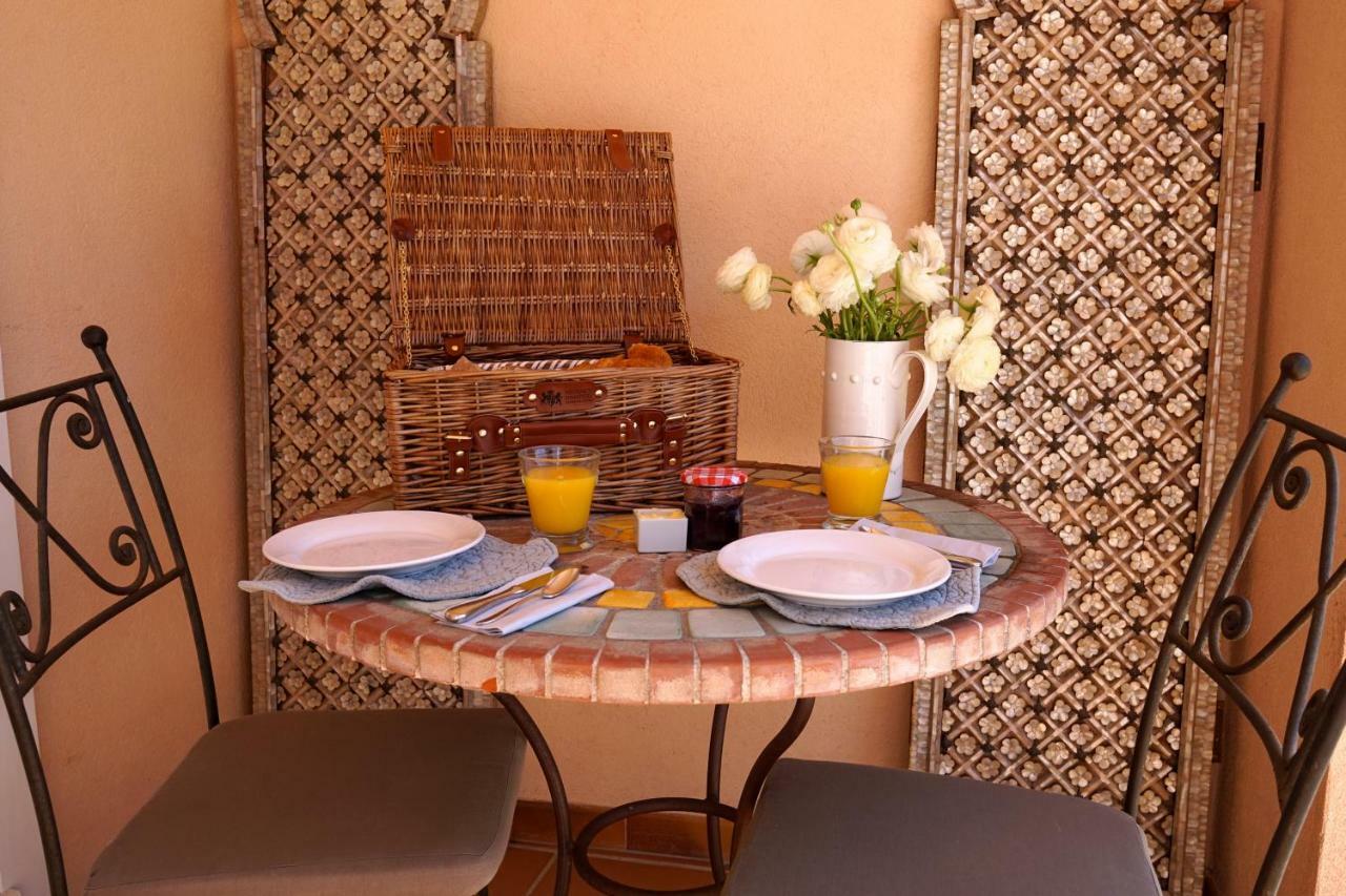 Lone Star House Bed & Breakfast Sainte-Maxime Eksteriør bilde