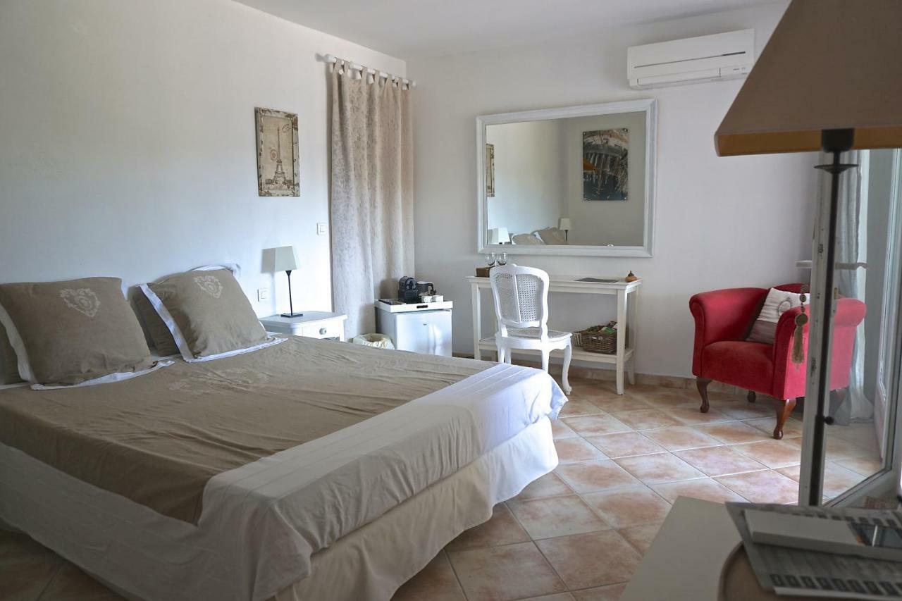 Lone Star House Bed & Breakfast Sainte-Maxime Eksteriør bilde