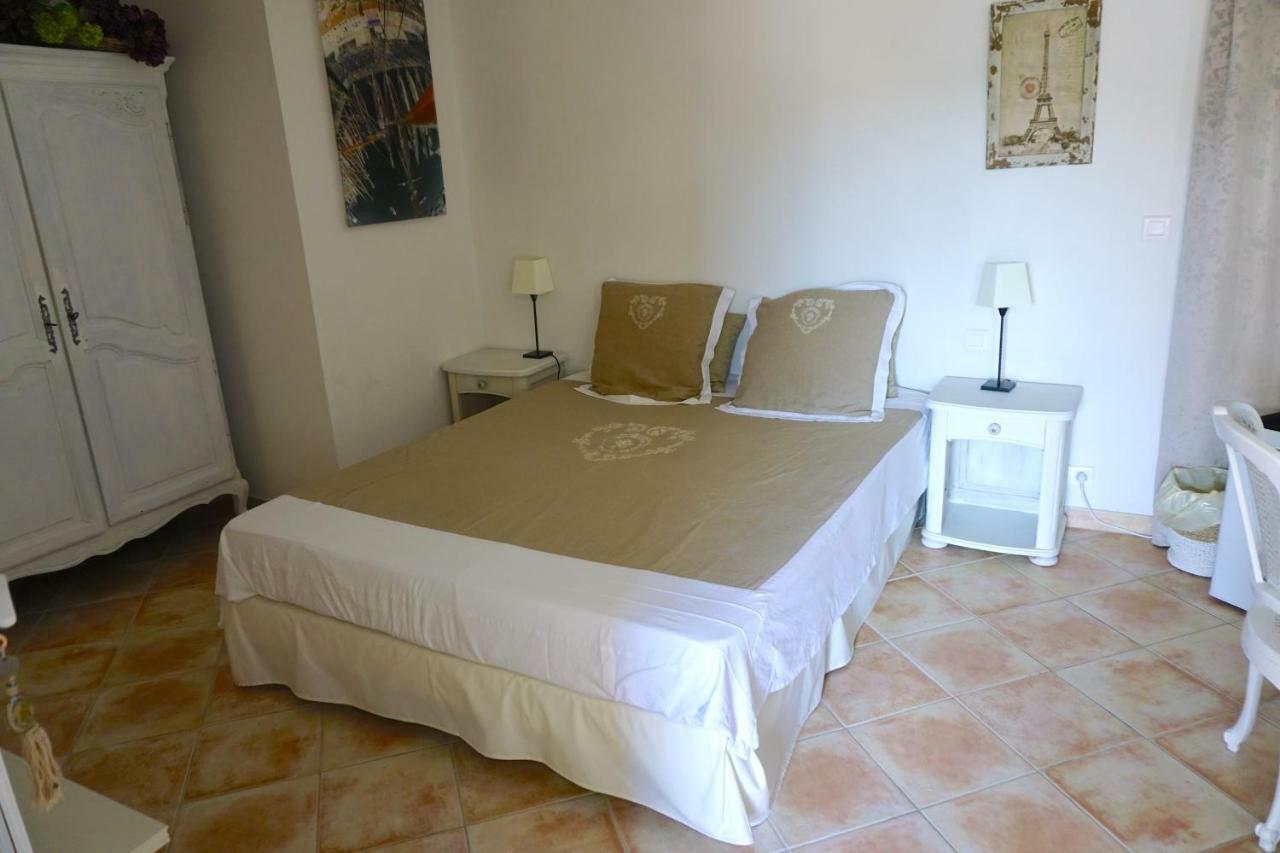Lone Star House Bed & Breakfast Sainte-Maxime Eksteriør bilde